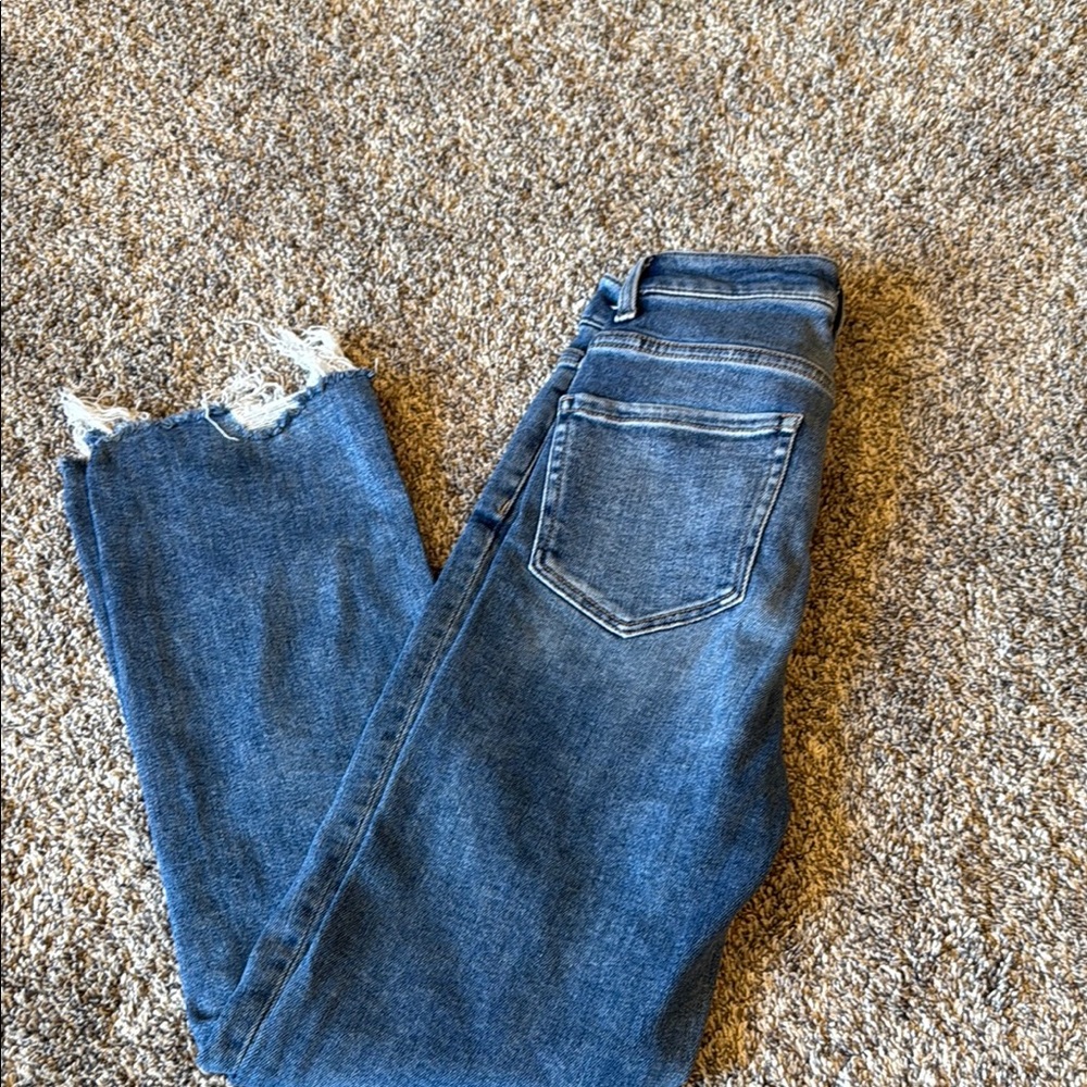 BKE Blue Ankle Cropped Jeans Distressed Denim